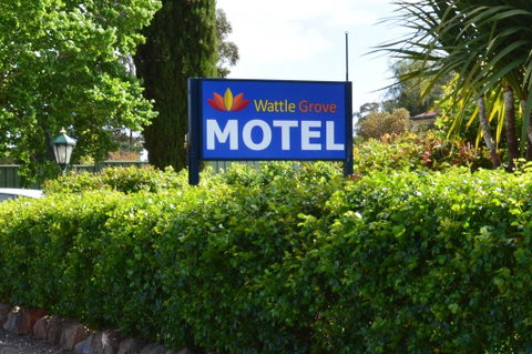 Wattle Grove Motel Maryborough - New South Wales Tourism  0
