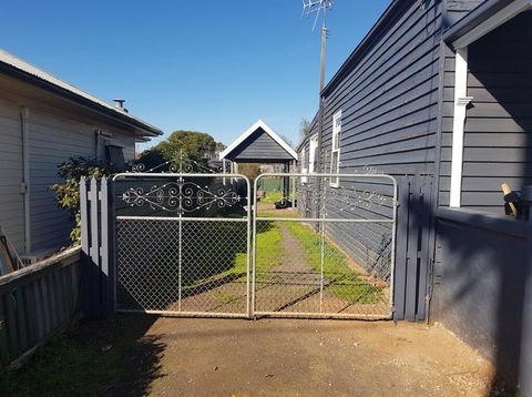 Welcome Stranger Cottage - New South Wales Tourism  2