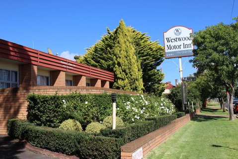 Westwood Motor Inn - New South Wales Tourism  0