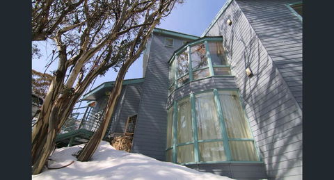 Whistler 1C - New South Wales Tourism  0