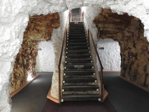 White Cliffs Underground - New South Wales Tourism  2