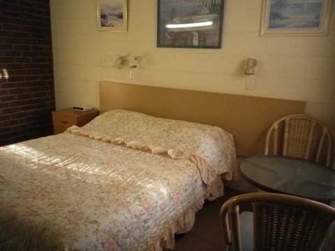 White Lanterns Motel - New South Wales Tourism  3