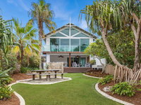 WHITE WASH ON SHE OAK