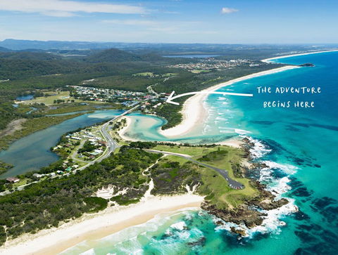 White Waves On The Beach - New South Wales Tourism  0