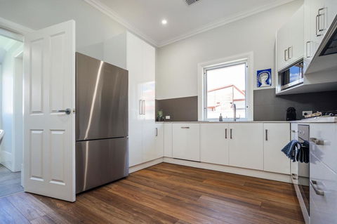 Whitehaven On Moseley - Wifi - Nespresso - New South Wales Tourism  3