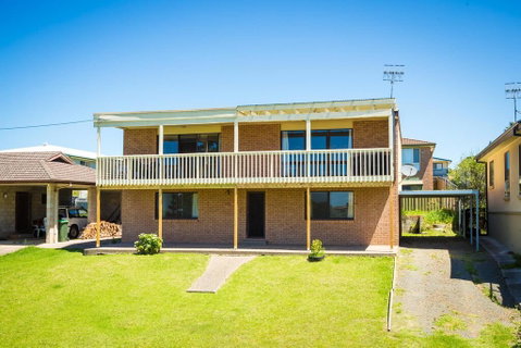 Williams Wonder - Large Beach House - New South Wales Tourism  0