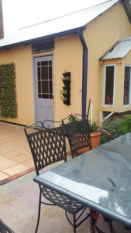 Willowgate Hall Luxury Hosted B&B - New South Wales Tourism  2