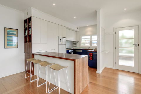 Windward House - New South Wales Tourism  3