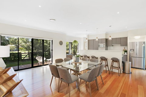 Wine Down - New South Wales Tourism  1