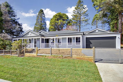 Winsome - New South Wales Tourism  0