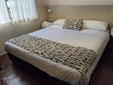 Wollongong Surf Leisure Resort - New South Wales Tourism  2