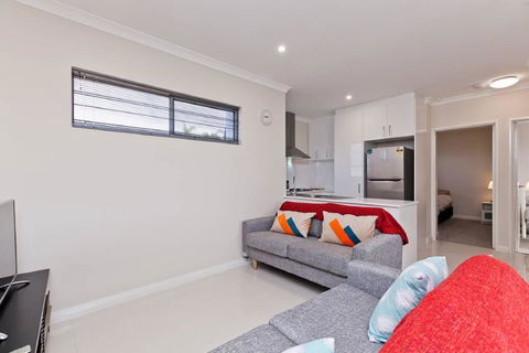 Woodlands - Home With A View - New South Wales Tourism  0