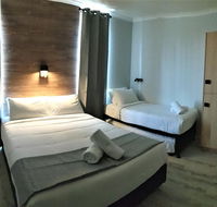 Yamba Central Hotel and Backpackers