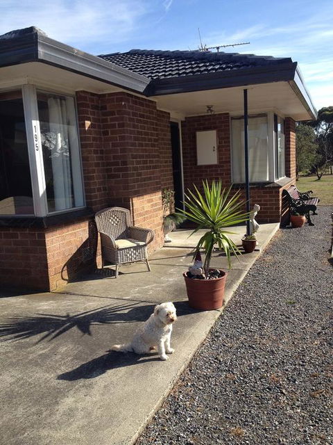 Yanakie Holiday House - New South Wales Tourism  3