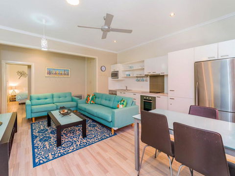 Yamba Daze - Sunset - Pet Friendly - New South Wales Tourism  1