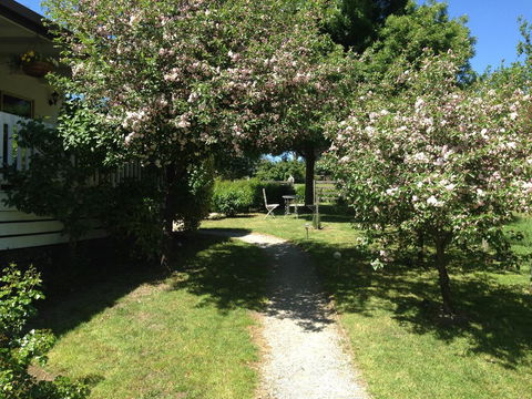 Yarra Glen Bed & Breakfast - New South Wales Tourism  1