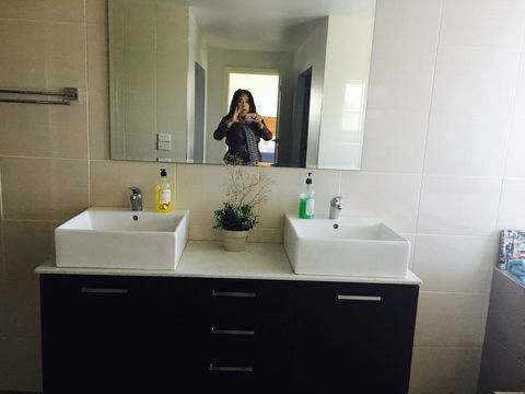 Yes Holiday Home - New South Wales Tourism  0