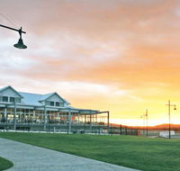 York Cove Holiday Hotel - New South Wales Tourism 