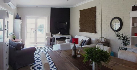 YSG The Edward Townhouse 155 - Steps To Town - New South Wales Tourism  1