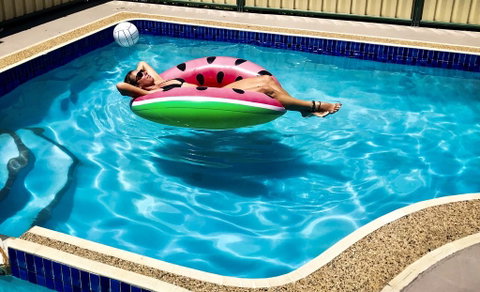 ZED MOTELS Tropical Gateway - New South Wales Tourism  1