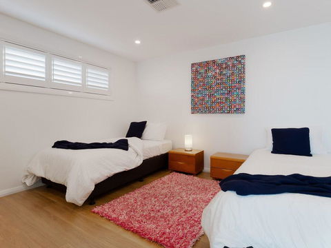 Maison De La Mer 30 Mulubinda Parade - Luxurious, Linen, Aircon And Panoramic Views - New South Wales Tourism  1