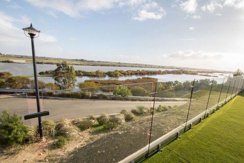 Serenity And Sweeping Murray River Views - New South Wales Tourism  0