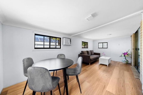 4 Bedroom Cozy House 20mins City 15mins Airport - New South Wales Tourism  3