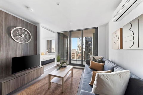 A 2BR Apt With City Views Next To Southern Cross - New South Wales Tourism  1
