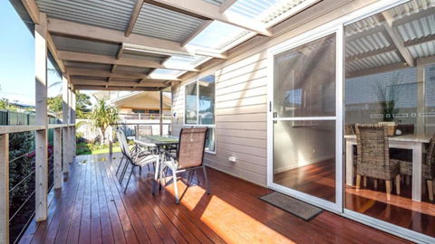 A Beachside Beauty With Pool - New South Wales Tourism  3