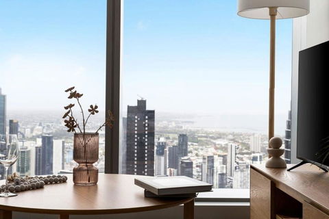 A Chic 2BR Apt With Panoramic Views FREE Parking - New South Wales Tourism  0