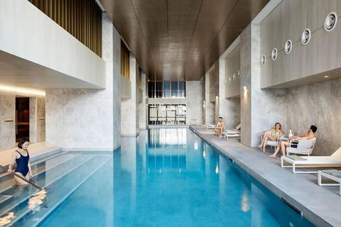 A Chic 2BR Apt With Panoramic Views FREE Parking - New South Wales Tourism  3