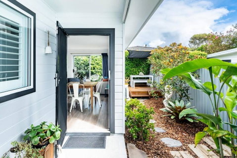 A Chic Coastal Hideaway At Toowoon Bay Beach - New South Wales Tourism  0