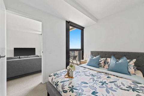 A Cozy 2BR Apt Next To Queen Victoria Market & Melbourne Central With City Views - New South Wales Tourism  1