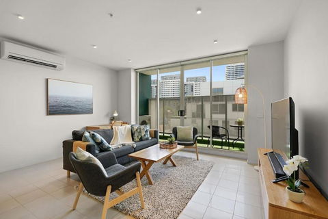 A River-side 2bdm Footscray Oasis + Parking - New South Wales Tourism  4
