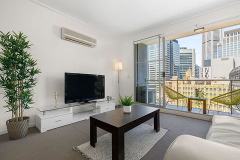 A Stylish Apt City Views Next To Darling Harbour - New South Wales Tourism  0