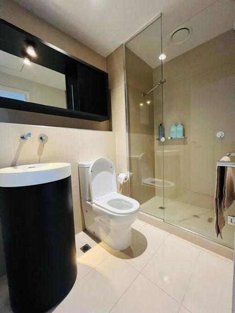 Abbotsford Apartment: Yarra River & CBD Nearby - New South Wales Tourism  1