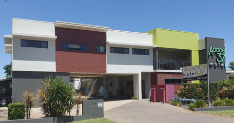 Abode37 Motel Emerald - New South Wales Tourism  3