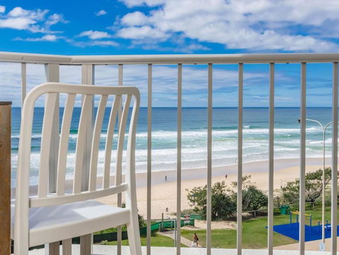 Absolute Beachfront Apartment In Paradise - New South Wales Tourism  0