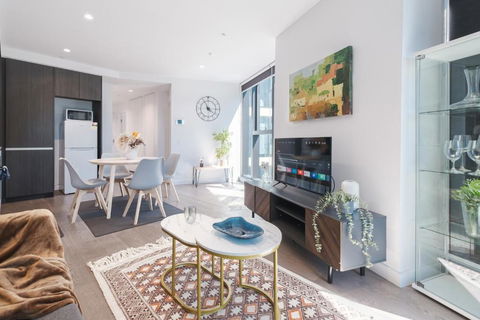 Absolute Luxury 1br Apt Mq Poolgym - New South Wales Tourism  2