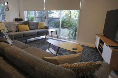 Acacia On Orion By Jervis Bay Rentals - New South Wales Tourism  3
