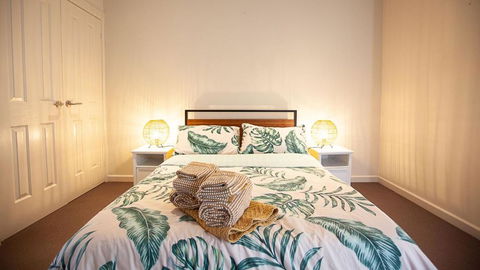Adelong Secluded Beach House Linen Provided Bermagui - New South Wales Tourism  4