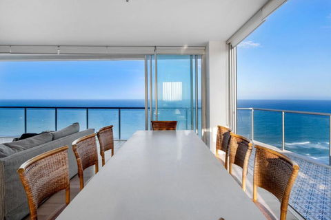 Air On Broadbeach 2 Level Private Apartment - CoastHM - New South Wales Tourism  3