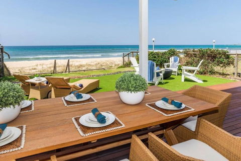 Absolute Beachfront Family Size Home - New South Wales Tourism  2