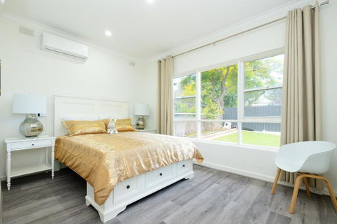 Adelaide Escape And Business-3Bath Full Kitchen Fast Wifi 3TV-for Large Families And Group - New South Wales Tourism  1