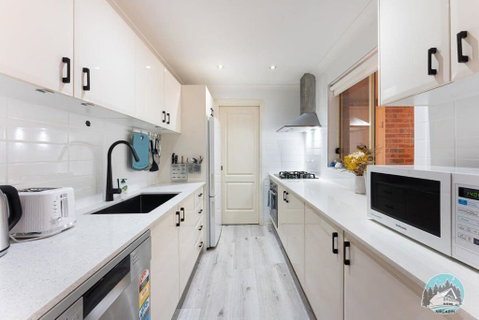 Aircabin - Seven Hills - Lovely - 3 Beds Townhouse - New South Wales Tourism  2