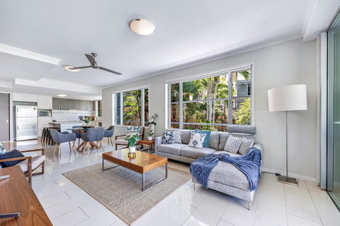 Airlie Summit Apartments - New South Wales Tourism  1
