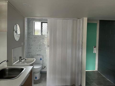 Airway Motel - New South Wales Tourism  2