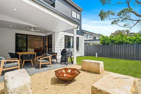 Al Mare - New South Wales Tourism  0