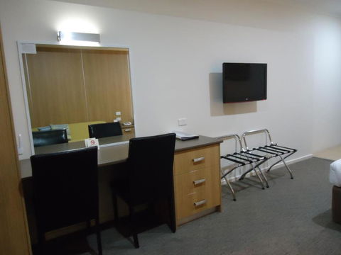Albury Regent Motel - New South Wales Tourism  2