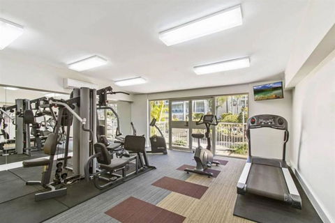 Alex Heads Beachfront Resort 2 Bedroom Apartment - New South Wales Tourism  4